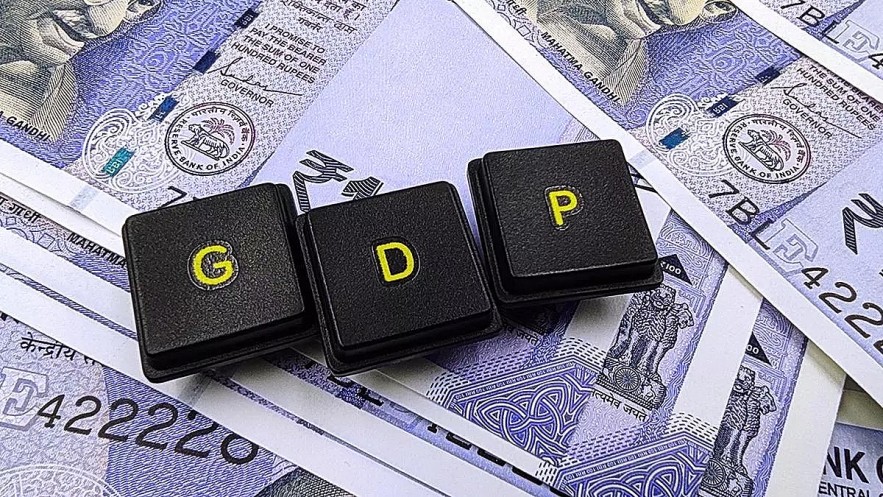 India's GDP set to reach $4 trillion, eyes $5 trillion amid global challenges: Sanjeev Sanyal