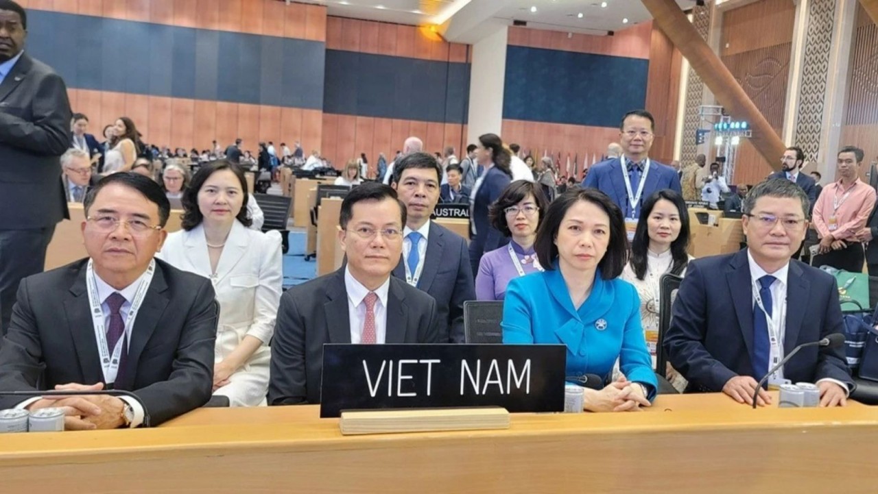 Vietnam participates in the session for the first time as a member of the World Heritage Committee for the 2023-2027 term. (Photo: Bao Chi)