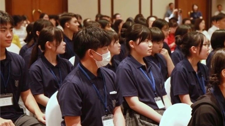 hanoi fukuoka students exchange culture and education