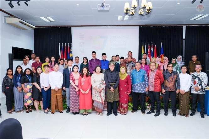 countries hold aseans 57th founding anniversary celebration in sri lanka