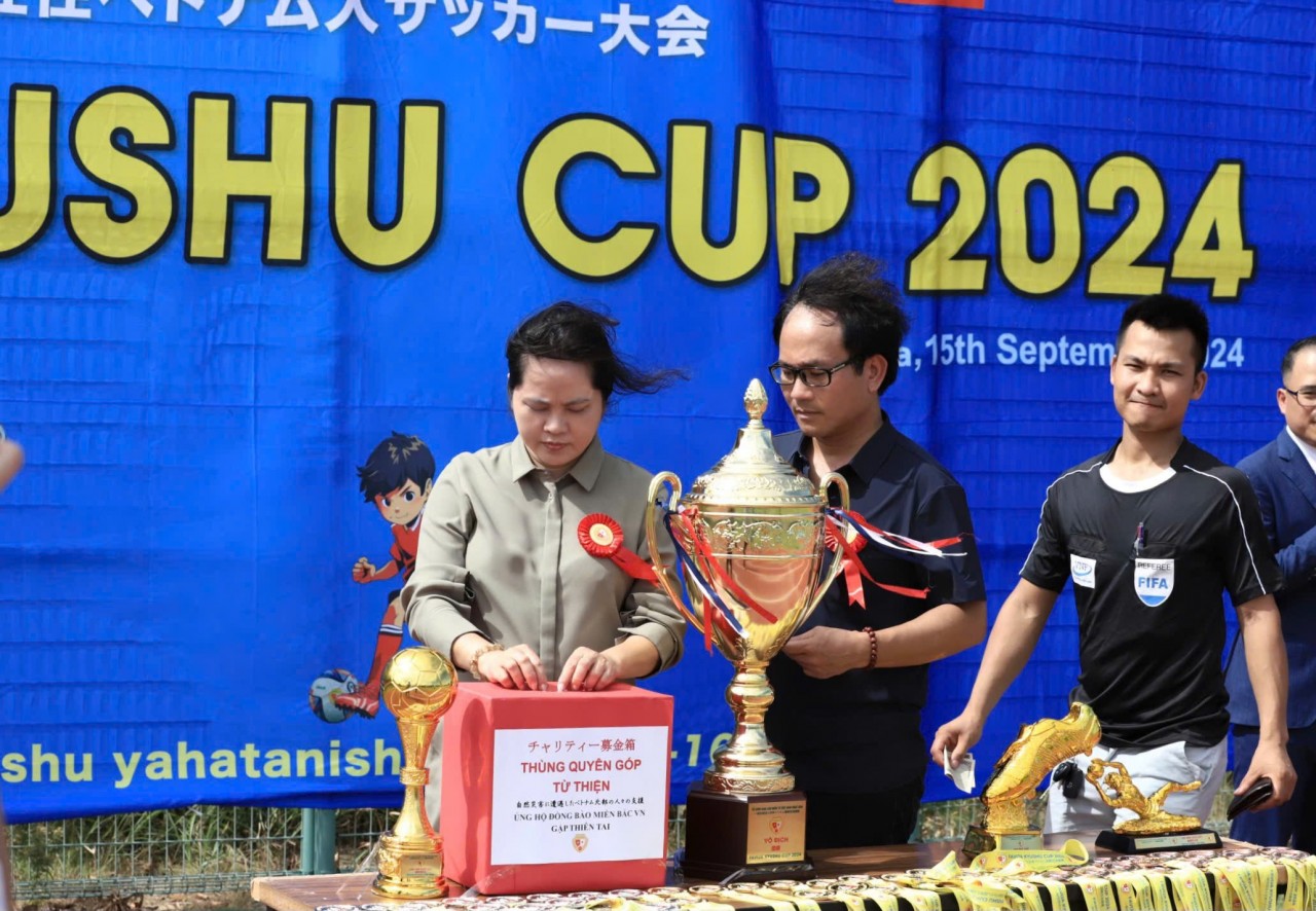 viet communities organize fund raising football tournaments in japan