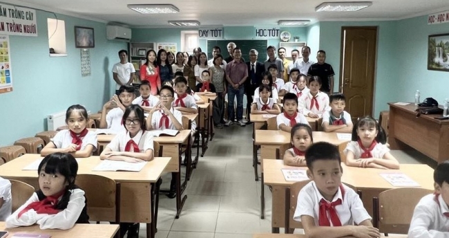 Vietnamese Lessons in Odessa Shelter (Ukraine)