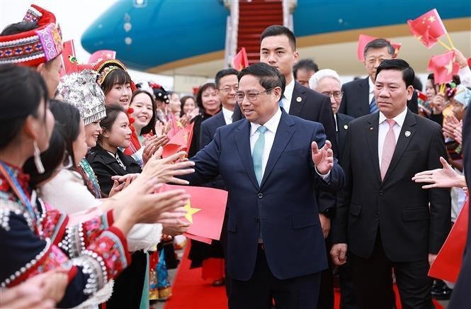 vietnam news today nov 6 pm arrives in kunming beginning activities in china