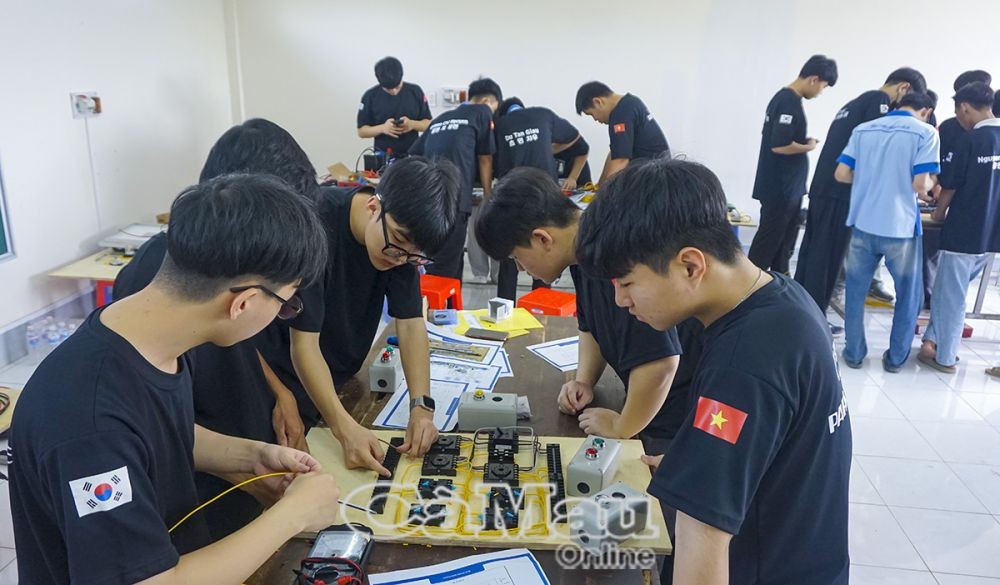 Ca Mau Province Promotes Exchange in Vocational Training with RoK