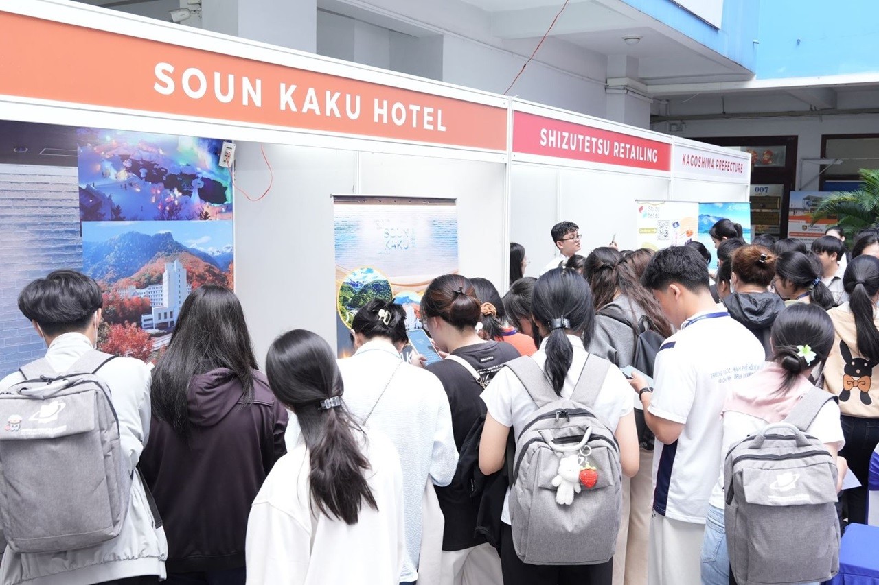 japanese enterprises show interest in recruiting vietnamese students