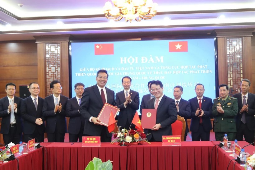 vietnam news today dec 19 vietnam china step up development cooperation