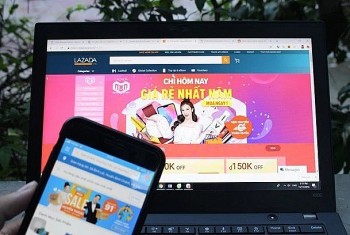 Vietnam News Today (Dec. 25): Vietnam's E-commerce Market Exceeds 25 Billion USD