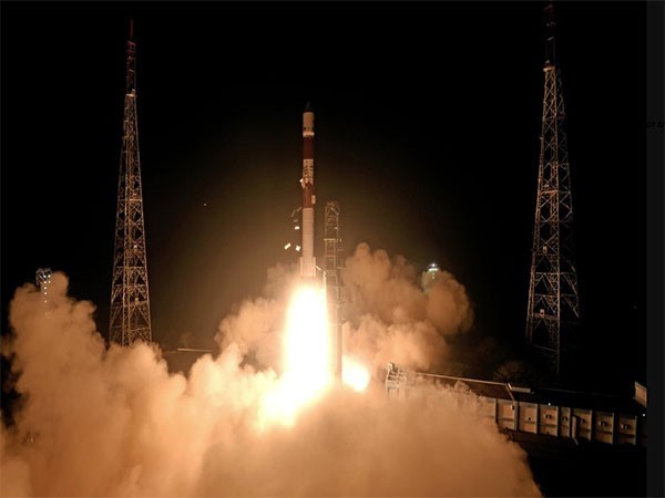 isros ambitious 2025 gaganyaan nasa collaboration and indias leap in space exploration