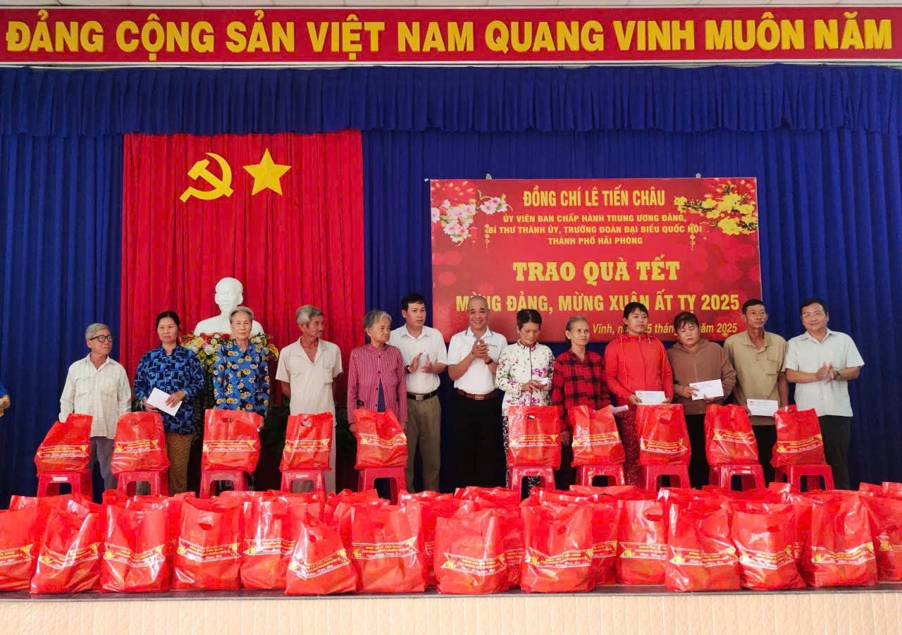 Tet Cheer Reaches 1.48 Million Poor Families in Vietnam