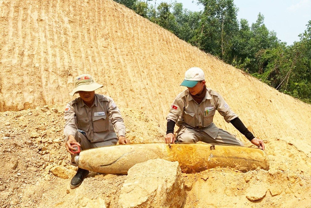 Two Mine Clearance Projects in Quang Tri Resume Operations from February 24