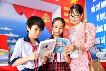 Naval Region 5 Promotes Reading Culture, Fosters Patriotism