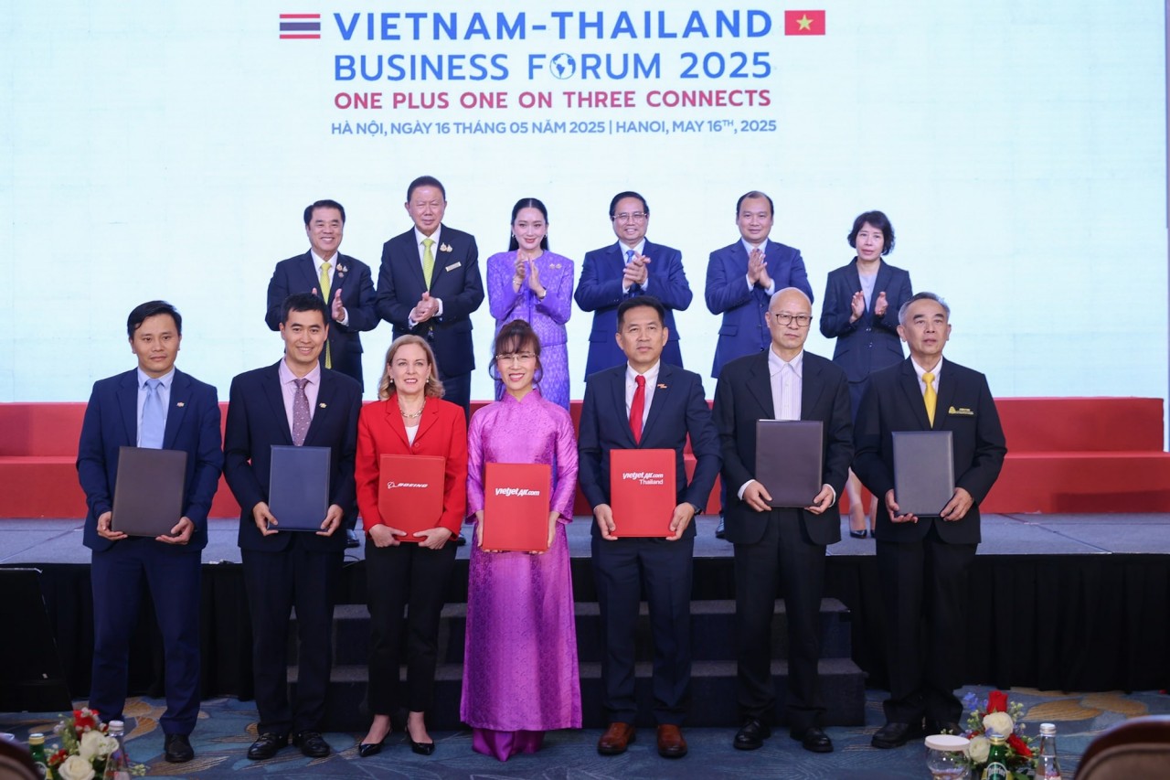"One Plus One on Three Connects": Shared Vision for Sustainable Vietnam-Thailand Development