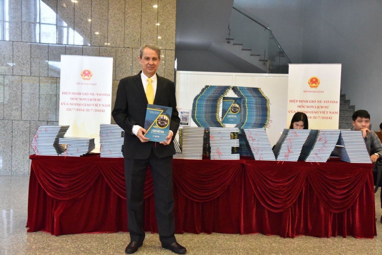 Mexican Ambassador to Vietnam Alejandro Negrín attends an event organized by the Ministry of Foreign Affairs in July 2024. (Photo: Xuan Son