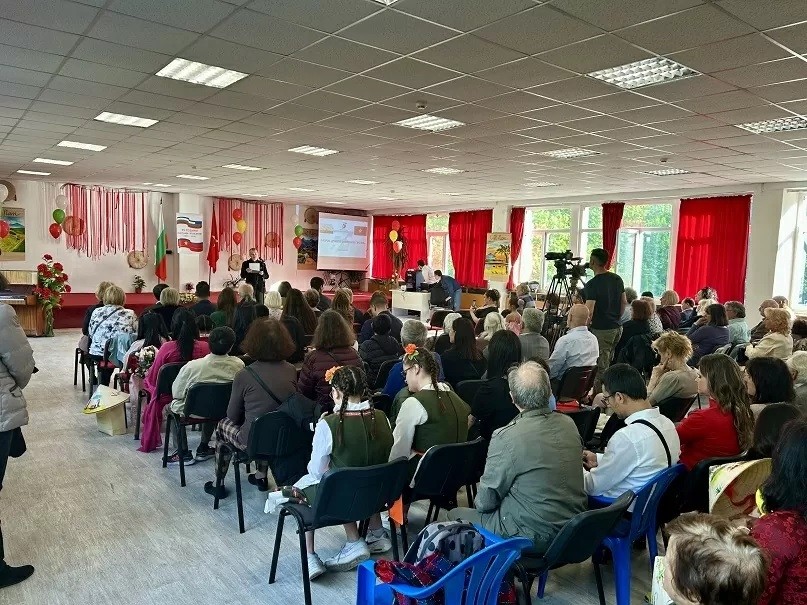 Art Program Deepens Vietnam-Bulgaria Cultural Exchange and Friendship