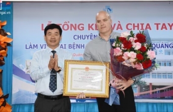 Quang Ngai Recognizes Cuban Health Experts' Contributions to Mother and Child Care