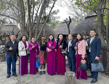 Hanoi, South Africa Strengthens People-to-people Exchanges, Expands Multi-sector Cooperation