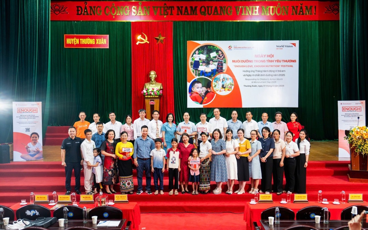 World Vision Promotes Comprehensive Nutritional Care for Vietnamese Children