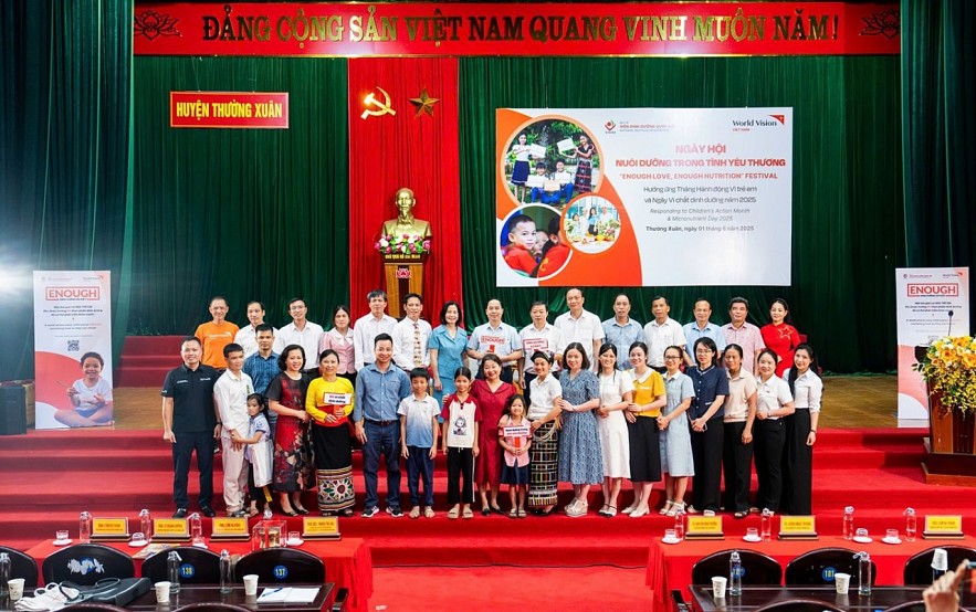 World Vision Promotes Comprehensive Nutritional Care for Vietnamese Children