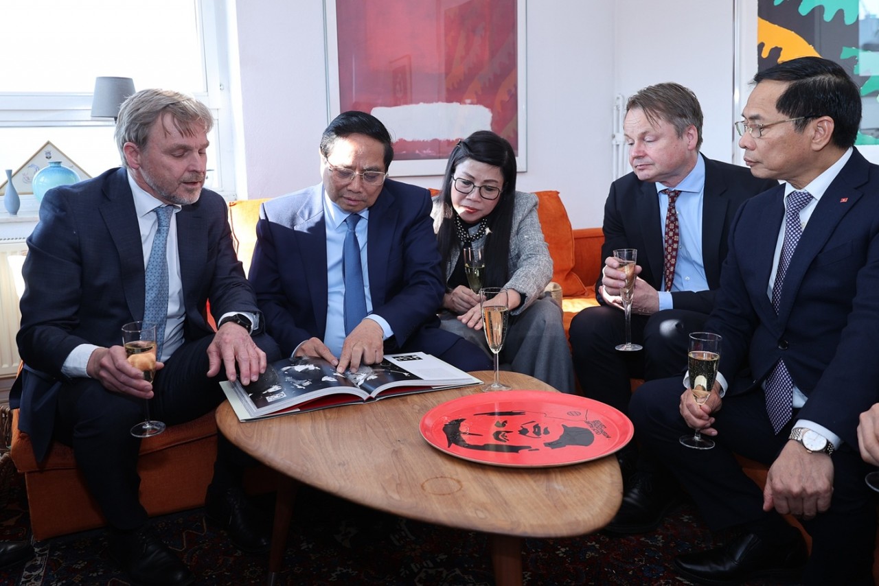 Late Swedish Prime Minister Olof Palme - A Great Friend of Vietnam