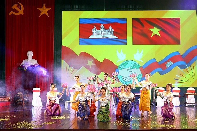 Vietnam News Today (Jun. 15): s