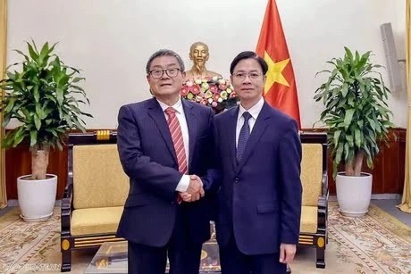 Vietnam News Today (Jun. 21): Vietnam, China Intensify Experience Sharing in Diplomatic Affairs