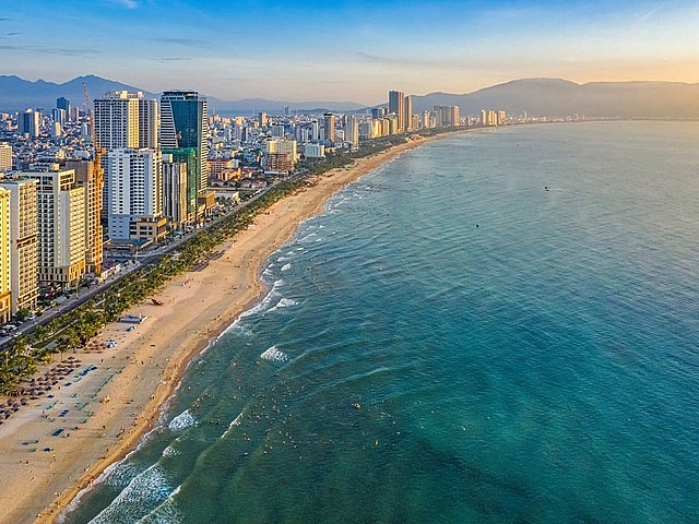 Da Nang is Viet Nam's cheapest city with easy access to beaches and a vibrant nightlife scene, according to Daily Mail.