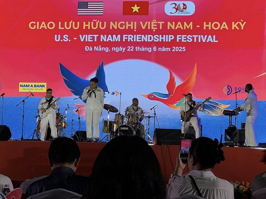 Vietnam-US Friendship Exchange Spreads Reconciliation and Development Spirit