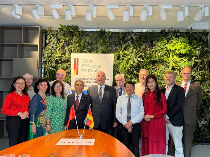 Friendship Associations Promote Development of Vietnamese Language in Germany