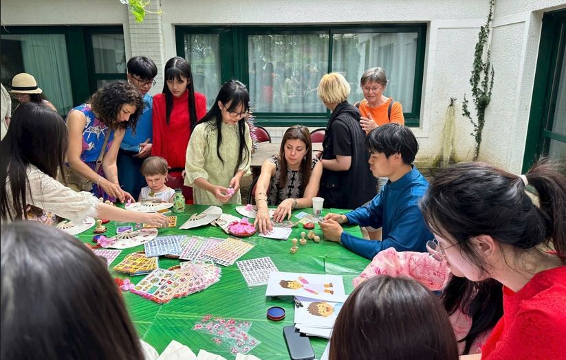 Vietnam's Week Leaves Positive Impression at Saint Herblain (France)