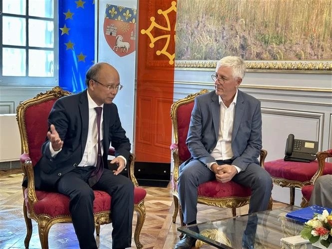 Vietnam News Today (Jun. 26): Vietnam, France’s Toulouse City Strengthen Multi-faceted Cooperation