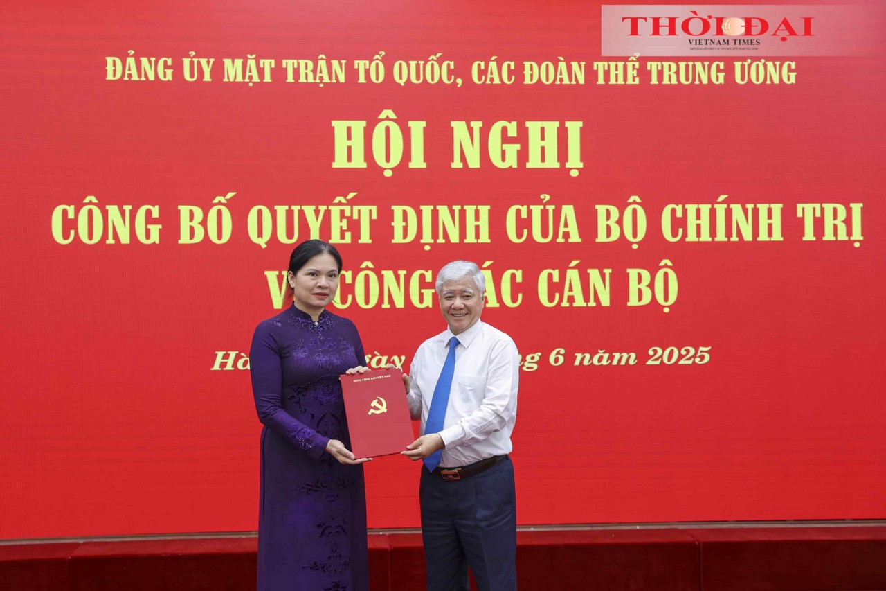 Secretary of Tuyen Quang Provincial Party Committee Ha Thi Nga Assigned to Party Committee of Vietnam Fatherland Front and Central Mass Organizations