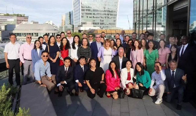 Newly-established Association Hopes to Boost Vietnam-UK Financial Ties