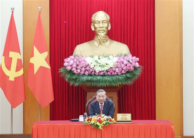 Vietnam News Today (Jul. 3): Vietnamese Party leader, US President Talk Bilateral Ties, Trade Issues