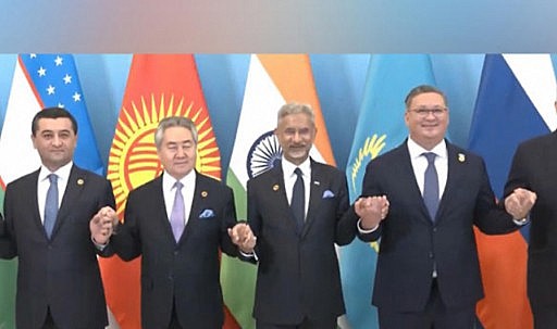 At SCO meet, Jaishankar highlights India's focus on startups, medicine, and digital tools