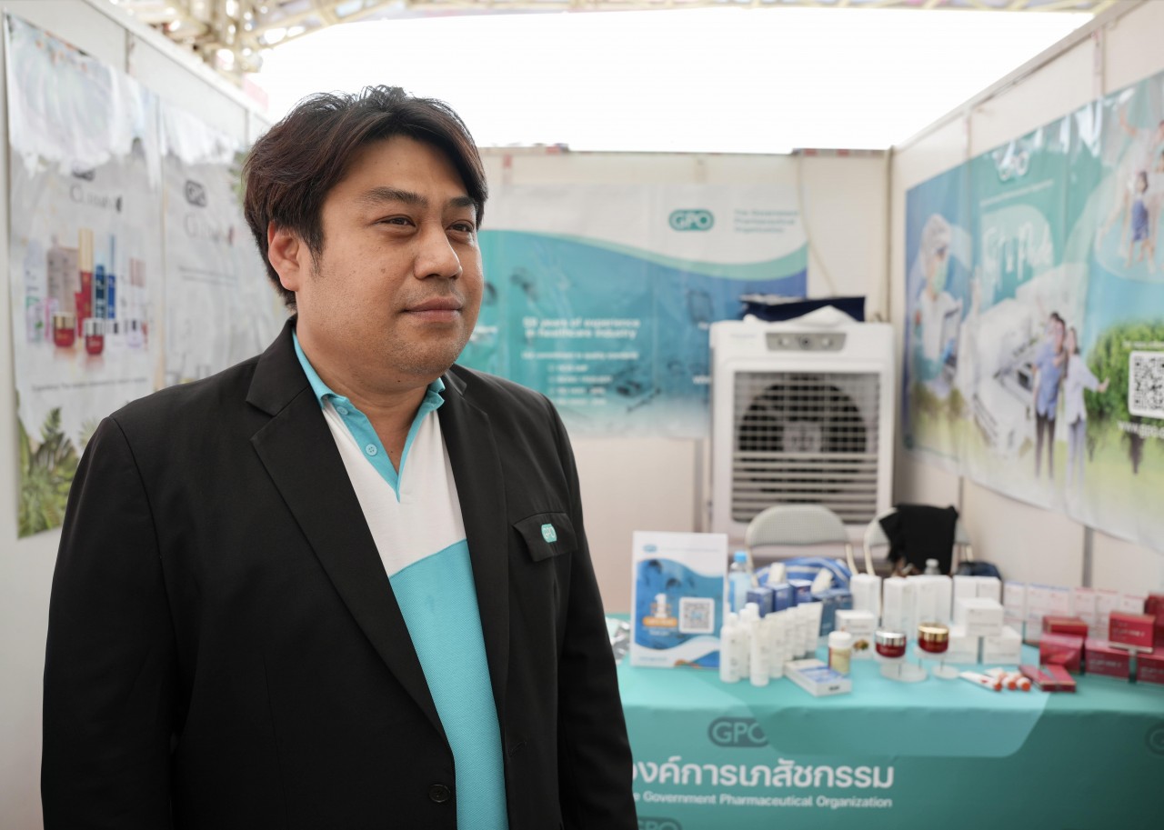 Peethaphon Rattanachinda, Director of the Sales Department under the Government Pharmaceutical Organization (GPO) of Thailand. (Photo: Thanh Thao)