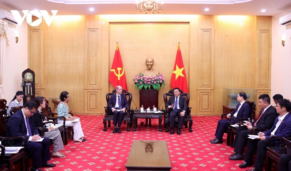 Vietnam News Today (Jul. 18): Vietnam and Google Explore Partnership to Boost AI Training