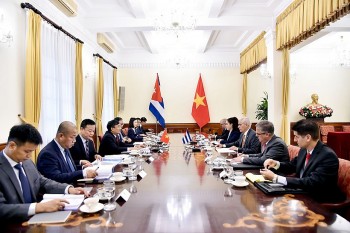 Vietnam News Today (Jul. 26): Vietnam, Cuba Commit to Stronger Ties During Eighth Political Consultation