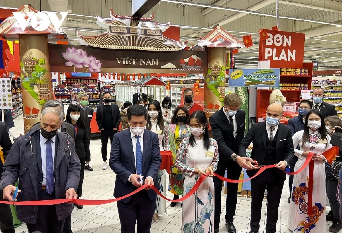 Vietnamese Goods Week at France’s Largest Retail Chain, Carrefour (Photo: VOV)