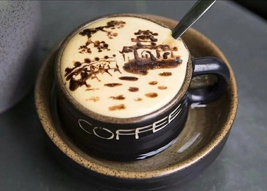 Egg coffee, a must-try Hanoi specialty (Photo: Tourism Information Center)