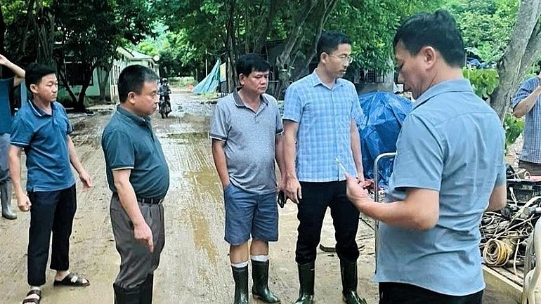 WHO Assists Nghe An Province in Post-flood Disease Prevention and Control