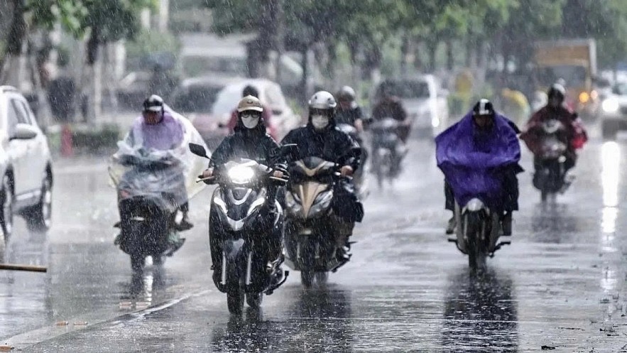 Heavy rain brings relief to the North after scorching days due to the western low-pressure heat system. Heavy rain brings relief to the North after scorching days due to the western low-pressure heat system.