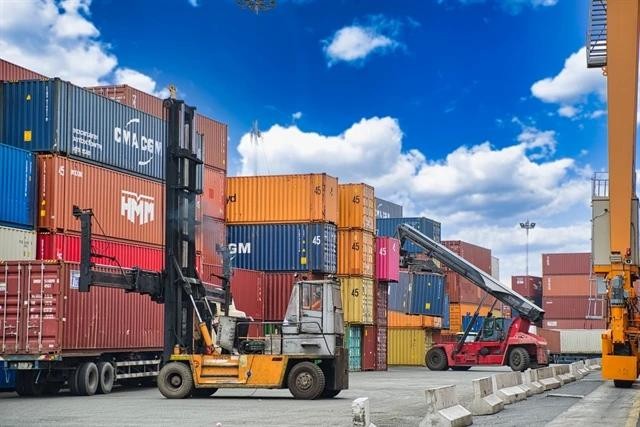 State Budget Revenue from Import-Export Activities Rises 9.1% in Seven Months