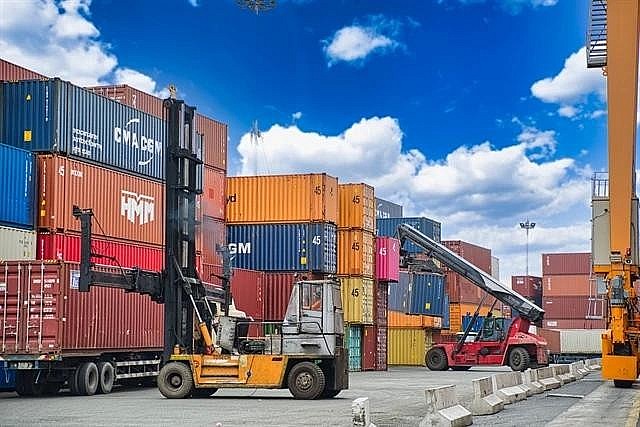 State Budget Revenue from Import-Export Activities Rises 9.1% in Seven Months