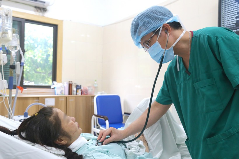 Vietnam Leaves Imprint on Global Stage with Simultaneous Heart-lung Transplant