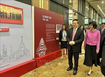 Vietnam Accompanies ASEAN in 25 years of Integration Initiative