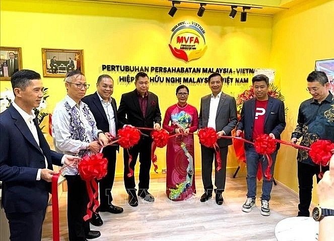 Ribbon-cutting ceremony for the Malaysia–Vietnam Friendship Association office in Kuala Lumpur (Photo:VNA)
