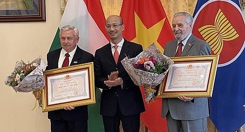 Botz László - Hungarian Officer and International Mission in Vietnam