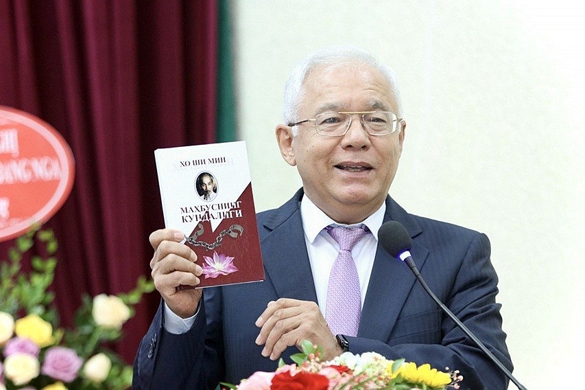 Story of Vietnam in Alisher Mukhamedov's Heart