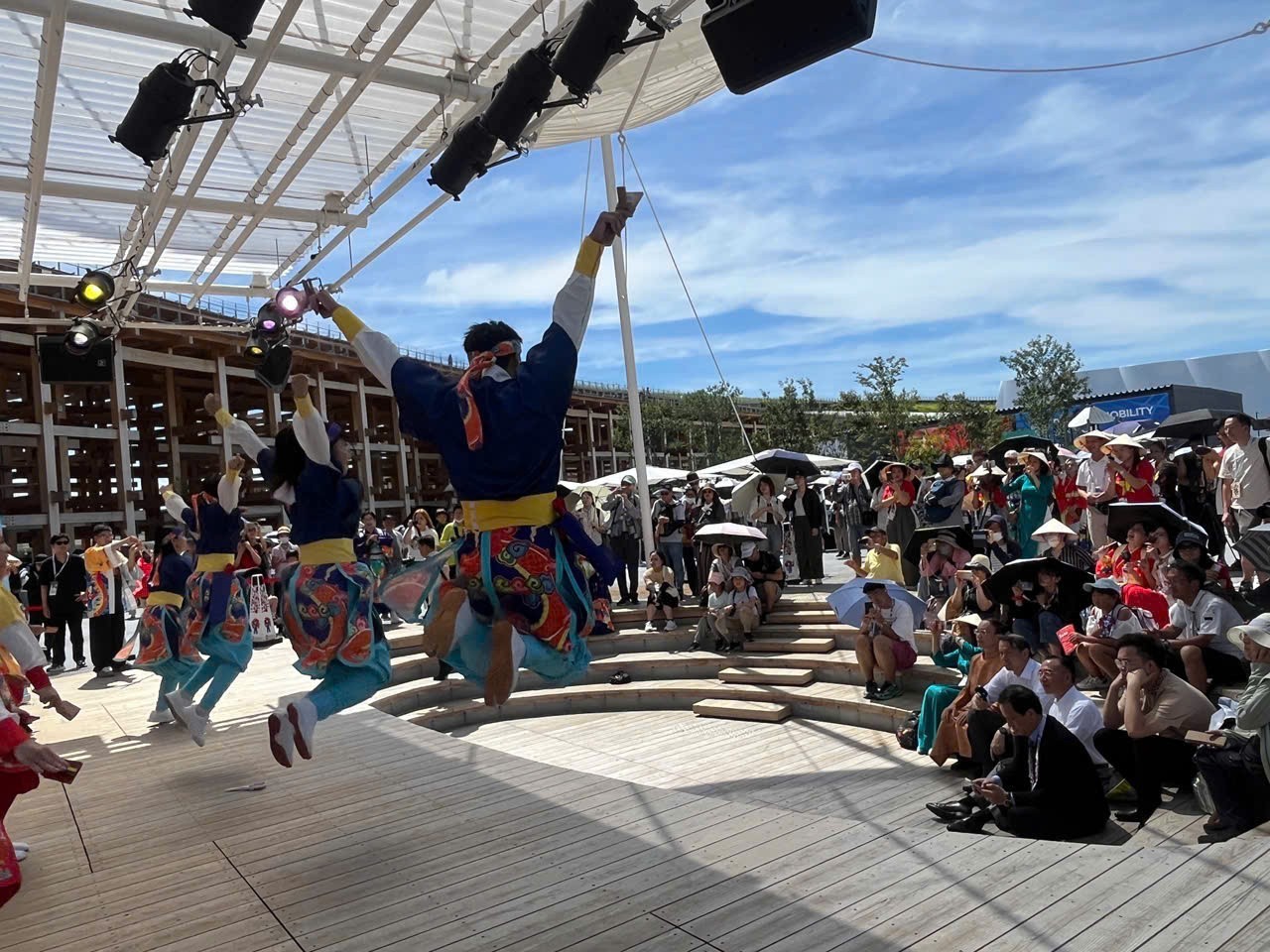 A performance at the event. (Photo: Vietnam Japan Cultural Association)