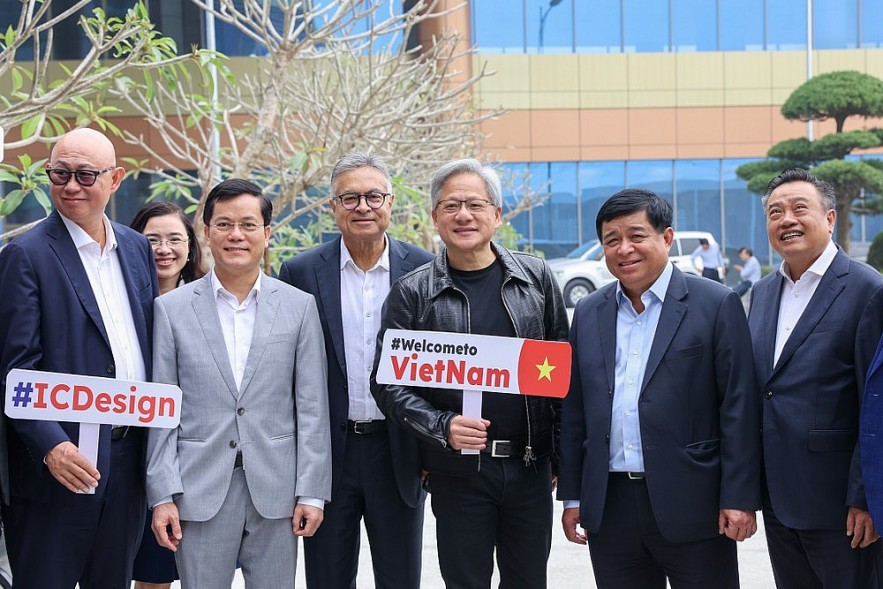 Jensen Huang, CEO of NVIDIA, visited Vietnam twice in a year. NVIDIA is partnering with Vietnam to establish two AI research and data centers.